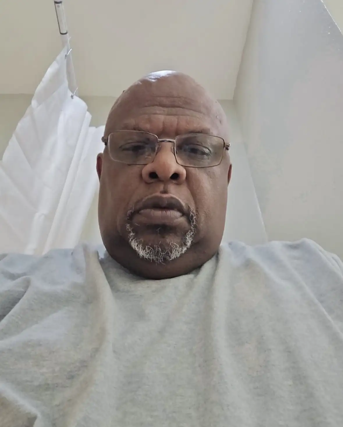 Investor Image Missing